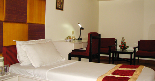 hotels near railway station ahmedabad