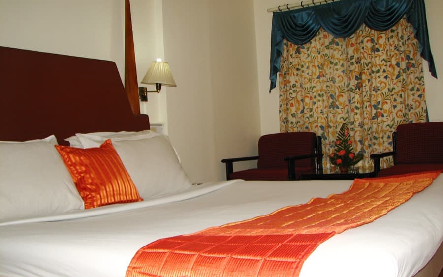 Viceroy Room Royal King Bed Setup
